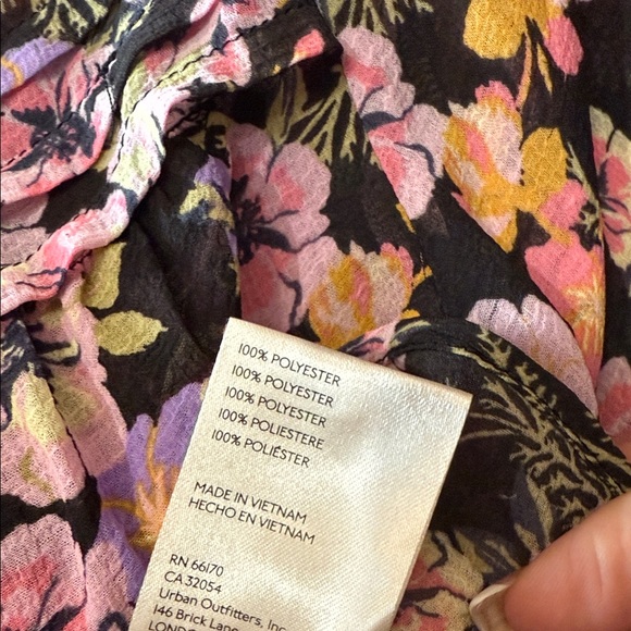 FREE PEOPLE Maybel Boho Floral Tie Front Top Size Medium - Picture 11 of 13